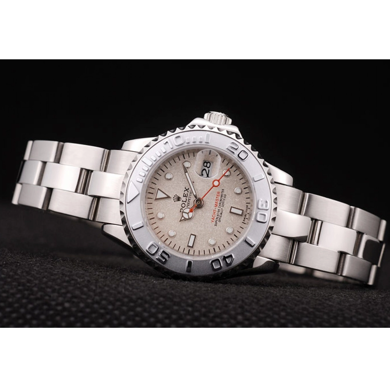 Aaa replica watch Bezel Dial Silver Yacht Beige Rolex Master 0814